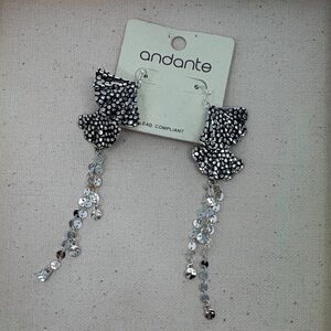 Andante Women’s Black and Silver Dangle Earrings NWT